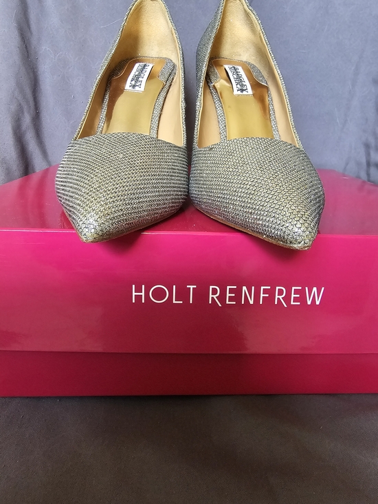 Badgley Mischka Shoes - BADGLEY MISCHKA Glitter Pumps In Champagne Silver